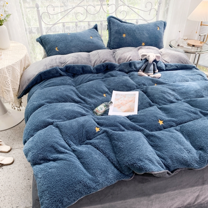 91家纺网 家纺一手货源 找家纺 慕尚家纺 2022新款泰迪绒刺绣款牛奶绒四件套 星月蓝