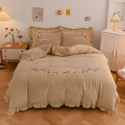 91家纺网 家纺一手货源 找家纺 诗黛尔 2021新款秋冬锦簇花香保暖婴儿绒毛巾绣四件套香槟金