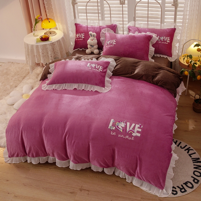 91家纺网 家纺一手货源 找家纺 纽缦 新款韩版水晶绒床单四件套法莱水晶牛奶 独角兽豆沙咖