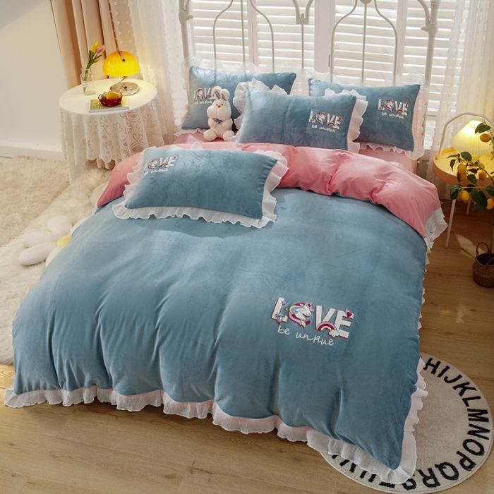 91家纺网 家纺一手货源 找家纺 纽缦 新款韩版水晶绒床单四件套法莱水晶牛奶 独角兽蓝灰粉