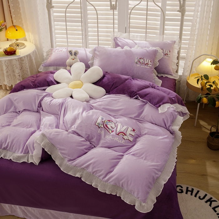 91家纺网 家纺一手货源 找家纺 纽缦 新款韩版水晶绒床单四件套法莱水晶牛奶 独角兽深浅紫