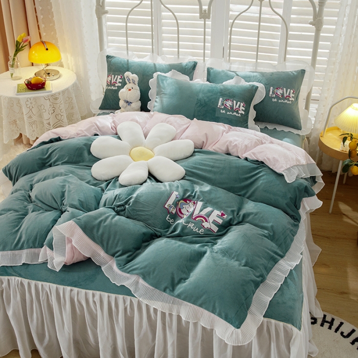 91家纺网 家纺一手货源 找家纺 纽缦 2021新款韩版水晶绒床裙四件套 独角兽-浅绿粉