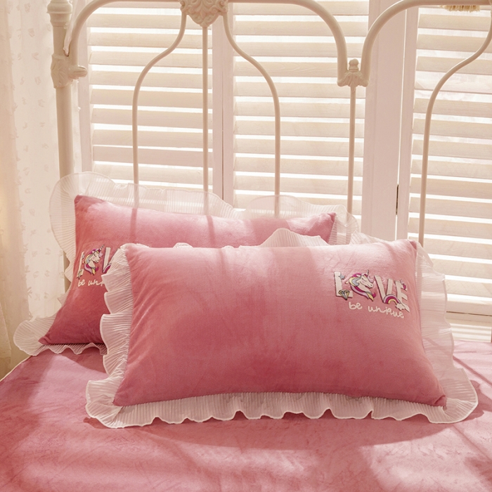 91家纺网 家纺一手货源 找家纺 纽缦 2021新款韩版水晶绒床裙四件套 独角兽-深浅豆沙