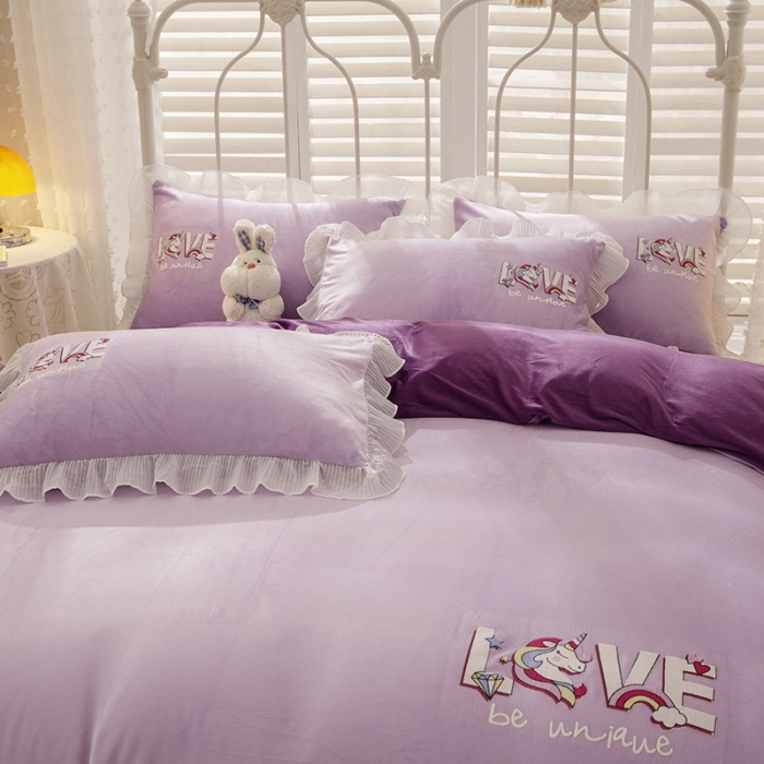 91家纺网 家纺一手货源 找家纺 纽缦 2021新款韩版水晶绒床裙四件套 独角兽-深浅紫