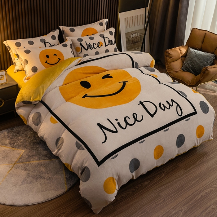 91家纺网 家纺一手货源 找家纺 寐居 2021新款大版数码印花牛奶绒四件套 笑脸