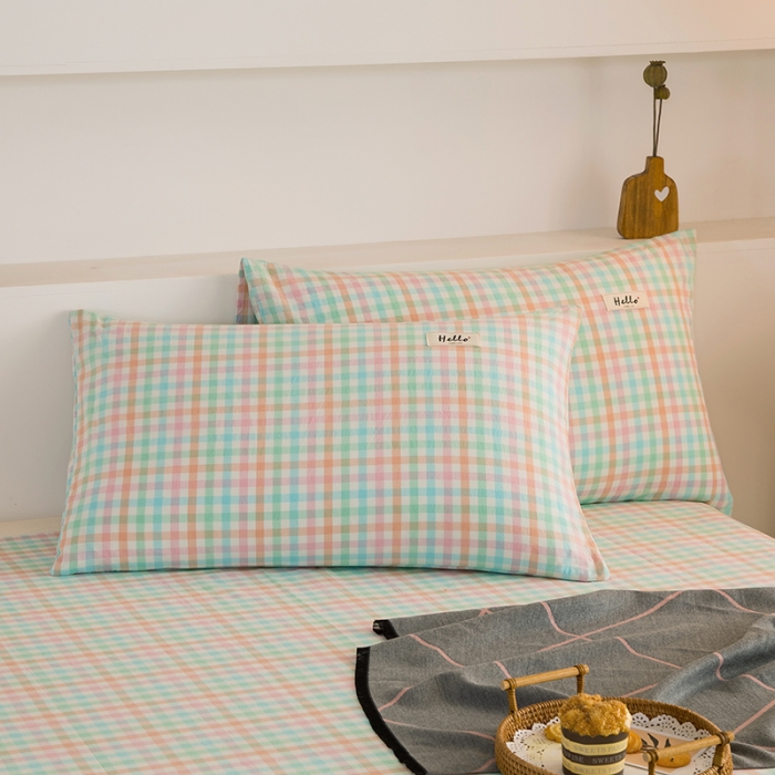 91家纺网 家纺一手货源 找家纺 柠萌2021新款全棉色织水洗棉枕套 冰激凌格（一对）