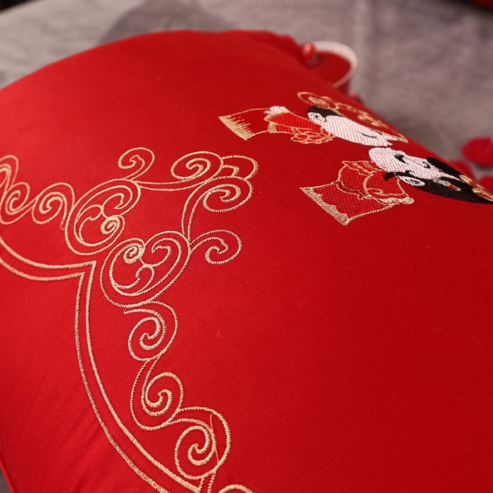 91家纺网 家纺一手货源 找家纺 （总）锦绣万家2021新款婚庆双人枕头结婚用大红枕芯绣花枕头