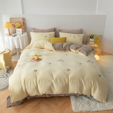 91家纺网 家纺一手货源 找家纺 兄弟坊 2021牛奶绒毛巾绣四件套 爱的微笑-米黄