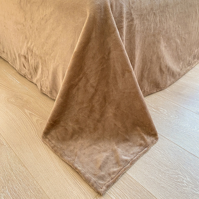 91家纺网 家纺一手货源 找家纺 雅居纺 2022新款印花牛奶绒四件套 爱心豹纹灰