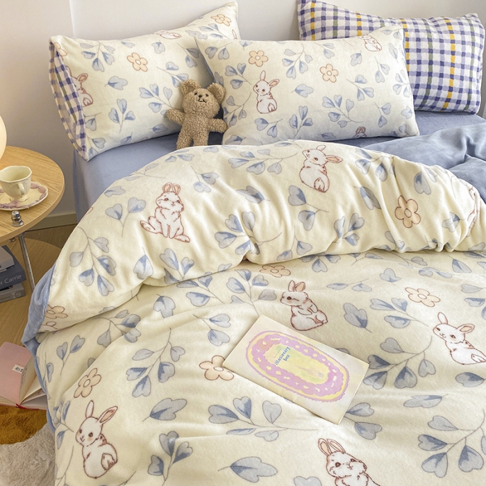 91家纺网 家纺一手货源 找家纺 雅居纺 2022新款印花牛奶绒四件套 乖乖兔