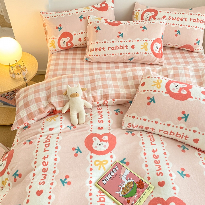 91家纺网 家纺一手货源 找家纺 雅居纺 2022新款印花牛奶绒四件套 蝴蝶结小兔