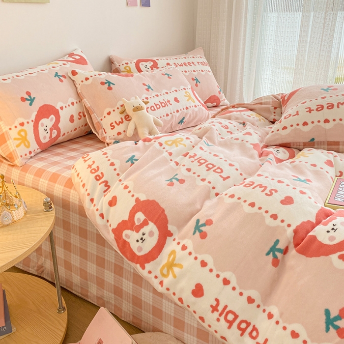 91家纺网 家纺一手货源 找家纺 雅居纺 2022新款印花牛奶绒四件套 蝴蝶结小兔