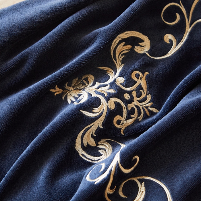 91家纺网 家纺一手货源 找家纺 骏腾 2022新款加厚牛奶绒刺绣四件套法莱绒三件套 暖心-宝兰