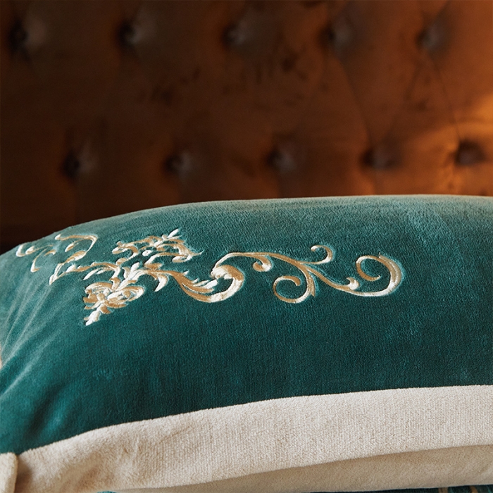 91家纺网 家纺一手货源 找家纺 骏腾 2022新款加厚牛奶绒刺绣四件套法莱绒三件套 暖心-孔雀绿