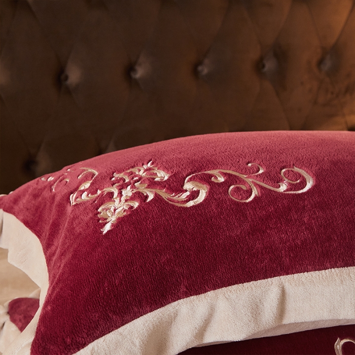 91家纺网 家纺一手货源 找家纺 骏腾 2022新款加厚牛奶绒刺绣四件套法莱绒三件套 暖心-洒红