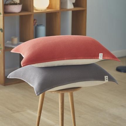 91家纺网 家纺一手货源 找家纺 爱港家纺2023新款专版织粋全棉A类纱布枕巾 空灰和妃红