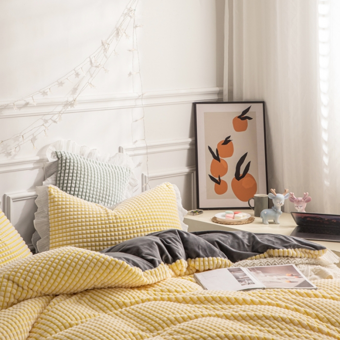 91家纺网 家纺一手货源 找家纺 潮邦2025韩版剪花牛奶绒四件套-锦华 锦华-黄