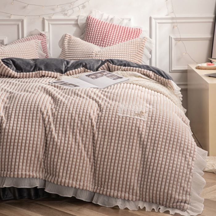 91家纺网 家纺一手货源 找家纺 潮邦2025韩版剪花牛奶绒四件套-锦华 锦华-卡其