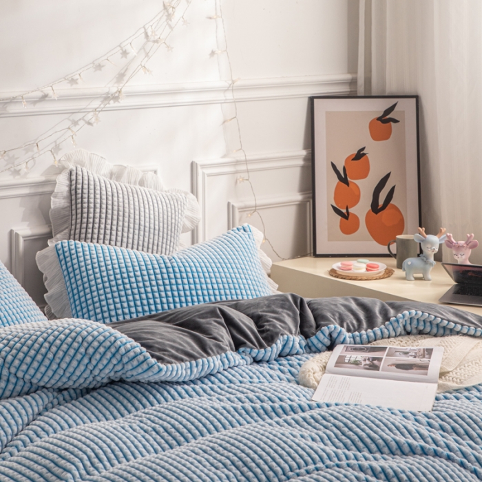91家纺网 家纺一手货源 找家纺 潮邦2025韩版剪花牛奶绒四件套-锦华 锦华-蓝