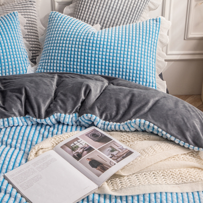 91家纺网 家纺一手货源 找家纺 潮邦2025韩版剪花牛奶绒四件套-锦华 锦华-蓝