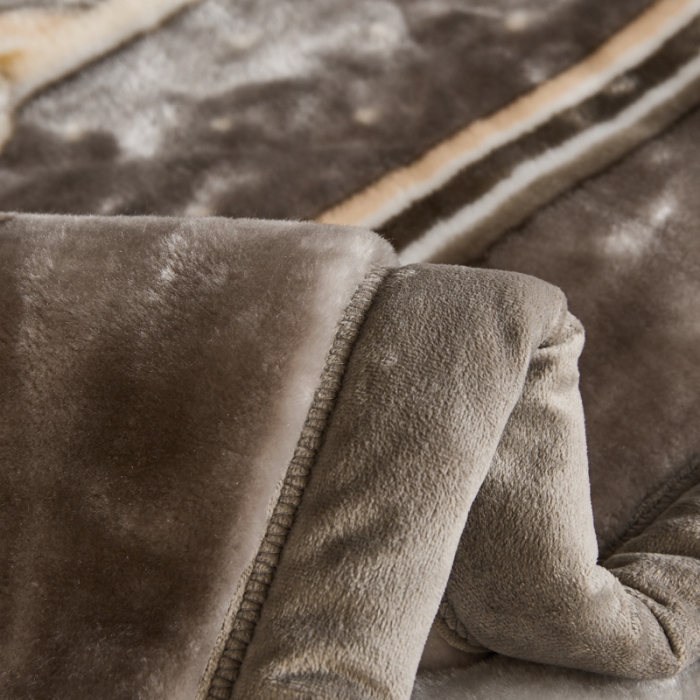 91家纺网 家纺一手货源 找家纺 凯轩毛毛毯毯子 2024新款安哥拉云毛毯毯子 毛毛毯毯子 皇室世家  灰