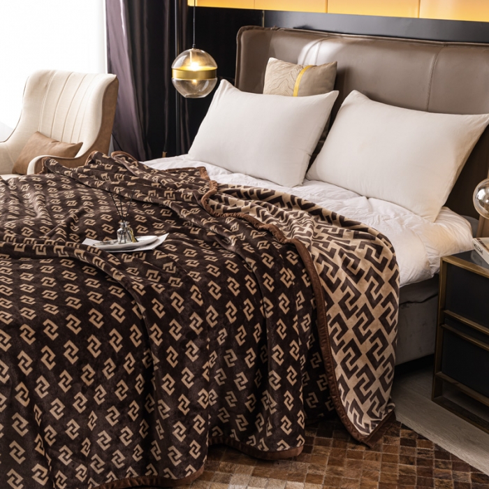 91家纺网 家纺一手货源 找家纺 卡奥AB版加厚复合云毯法莱绒毛毯空调休闲毯沙发盖毯 伯伦