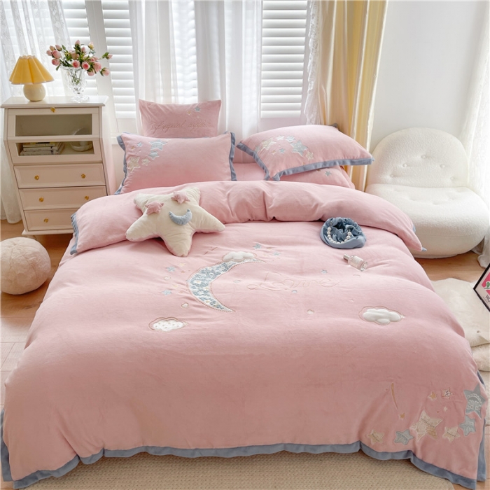 91家纺网 家纺一手货源 找家纺 （总）星野 2021新款高克重牛奶绒四件套-晚安小夜曲