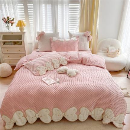 91家纺网 家纺一手货源 找家纺 星野 2021新款高克重豆豆绒拼宝宝绒四件套 小泡芙绒粉