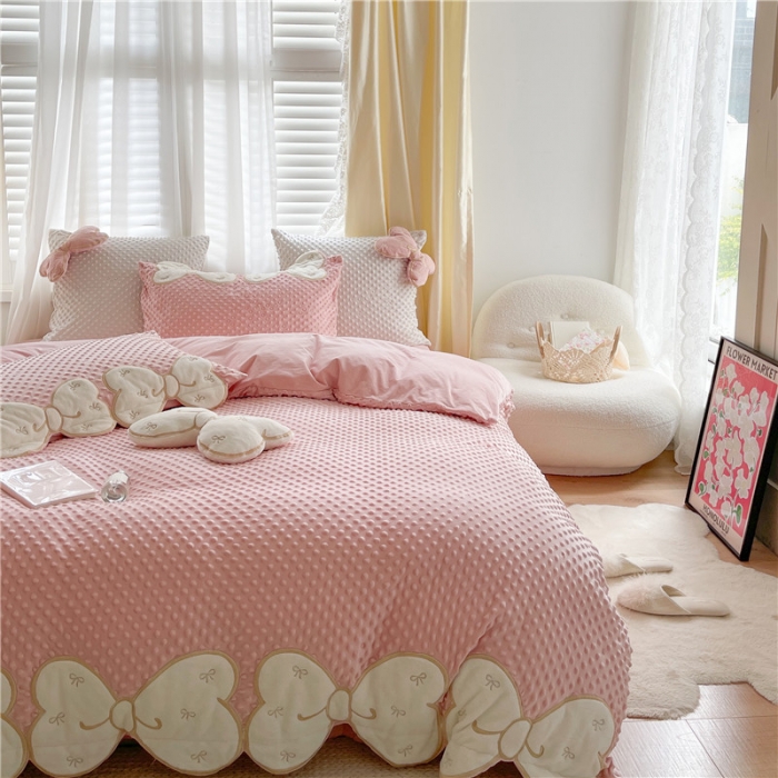 91家纺网 家纺一手货源 找家纺 星野 2021新款高克重豆豆绒拼宝宝绒四件套 小泡芙绒粉