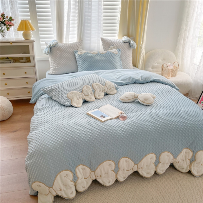 91家纺网 家纺一手货源 找家纺 星野 2021新款高克重豆豆绒拼宝宝绒四件套 小泡芙绒蓝