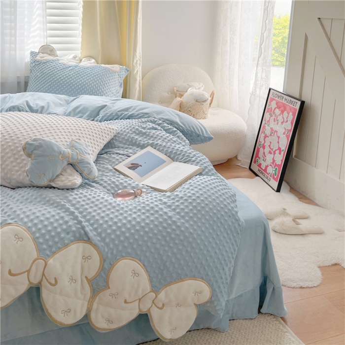 91家纺网 家纺一手货源 找家纺 星野 2021新款高克重豆豆绒拼宝宝绒四件套 小泡芙绒蓝