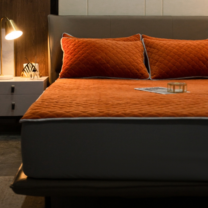 91家纺网 家纺一手货源 找家纺 棉生活家纺 2021新款秋冬多功能牛奶绒床笠 焦糖