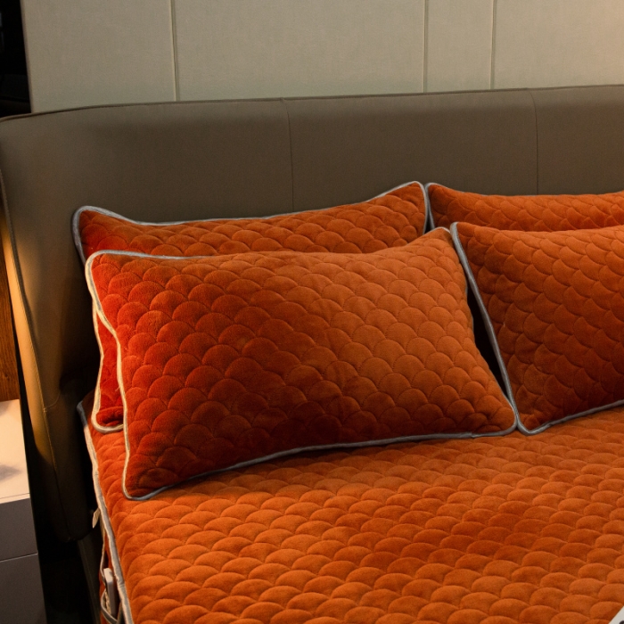 91家纺网 家纺一手货源 找家纺 棉生活家纺 2021新款秋冬多功能牛奶绒床笠 焦糖