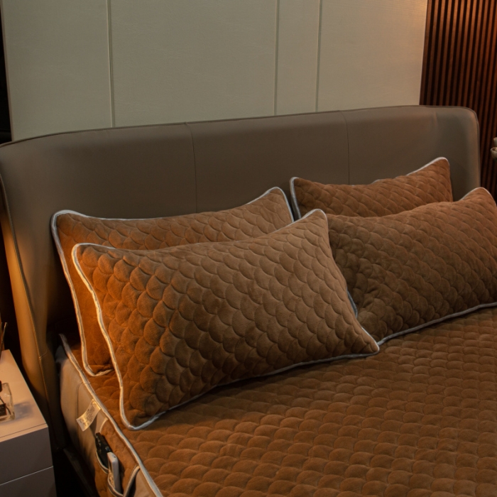 91家纺网 家纺一手货源 找家纺 棉生活家纺 2021新款秋冬多功能牛奶绒床笠 咖啡