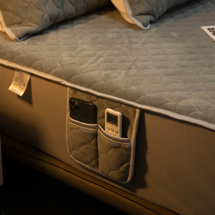 91家纺网 家纺一手货源 找家纺 棉生活家纺 2021新款秋冬多功能牛奶绒床笠 绅士灰