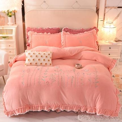 91家纺网 家纺一手货源 找家纺 迪欧芙 2021新款加厚牛奶绒刺绣床裙款四件套 花海-玉色