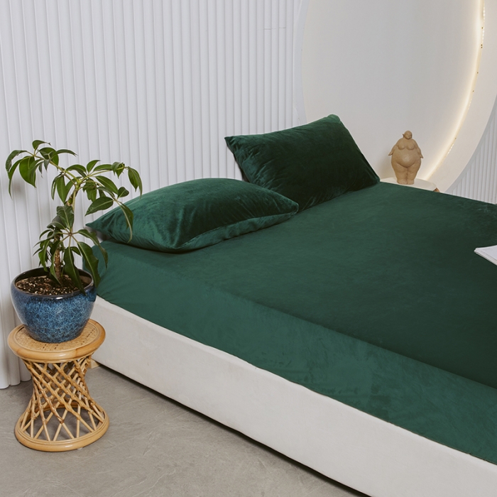 91家纺网 家纺一手货源 找家纺 小米笠 2021新款A类婴儿绒床笠 雨林绿