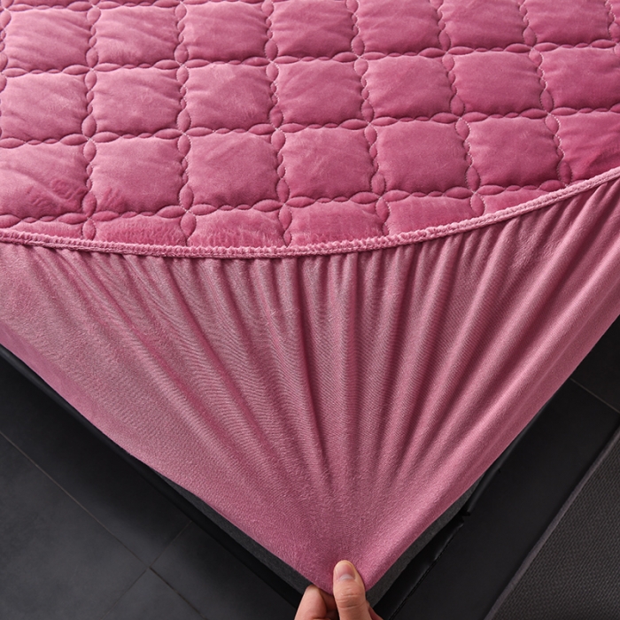 91家纺网 家纺一手货源 找家纺 床笠人家 2023新款水晶绒夹棉床笠 豆沙