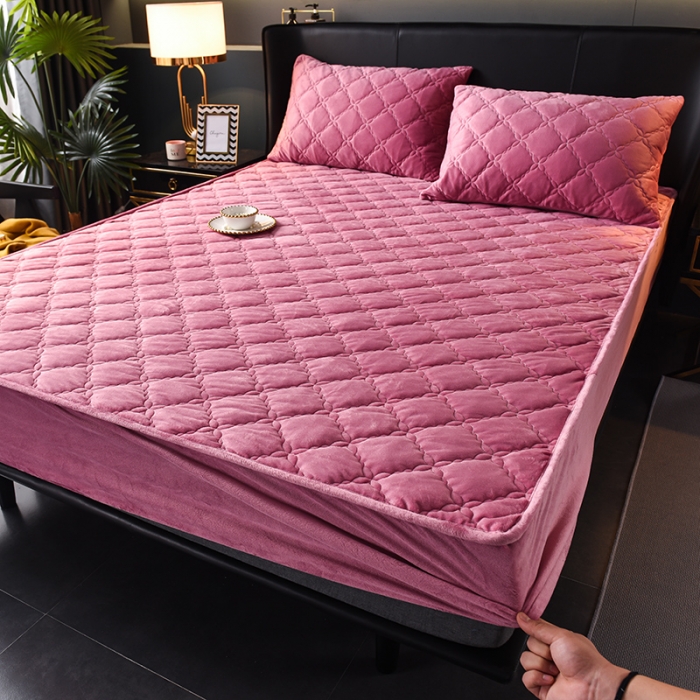 91家纺网 家纺一手货源 找家纺 床笠人家 2023新款水晶绒夹棉床笠 豆沙