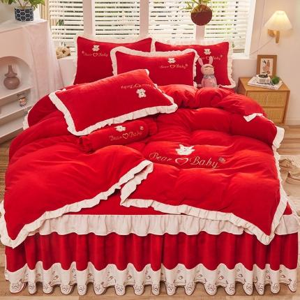 91家纺网 家纺一手货源 找家纺 宜凡家纺 2021新款牛奶绒绣花熊床裙四件套 可爱熊-大红