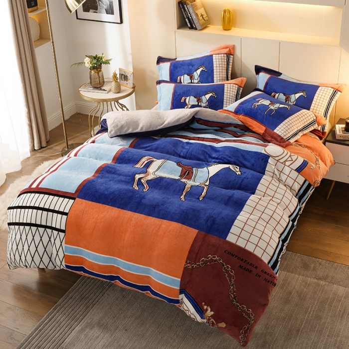 91家纺网 家纺一手货源 找家纺 凡客家居 2022秋冬新品加厚大版印花法莱绒四件套 英伦