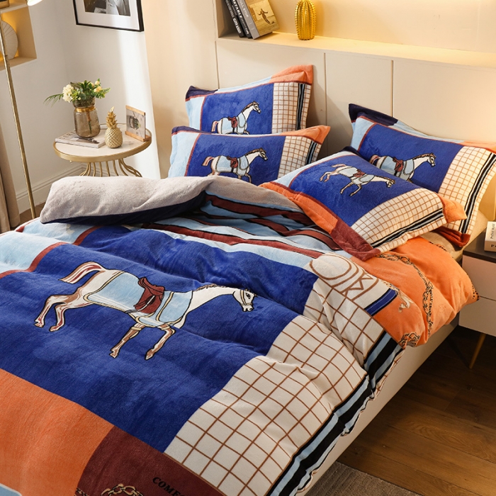 91家纺网 家纺一手货源 找家纺 凡客家居 2022秋冬新品加厚大版印花法莱绒四件套 英伦