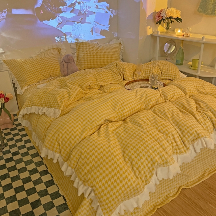 91家纺网 家纺一手货源 找家纺 千朵2021新款韩版法莱绒加厚牛奶绒四件套 秋月黄