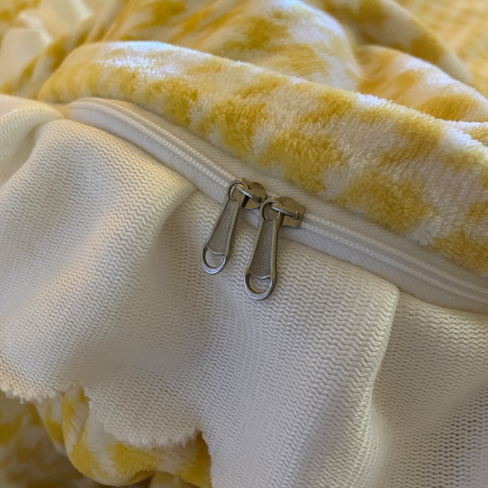 91家纺网 家纺一手货源 找家纺 千朵2021新款韩版法莱绒加厚牛奶绒四件套 秋月黄