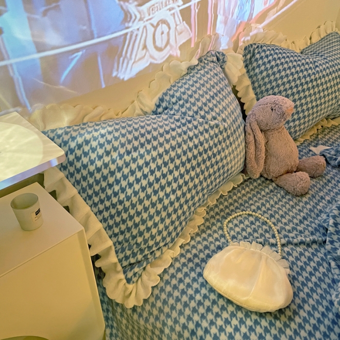 91家纺网 家纺一手货源 找家纺 千朵2021新款韩版法莱绒加厚牛奶绒四件套 蒂芙尼蓝