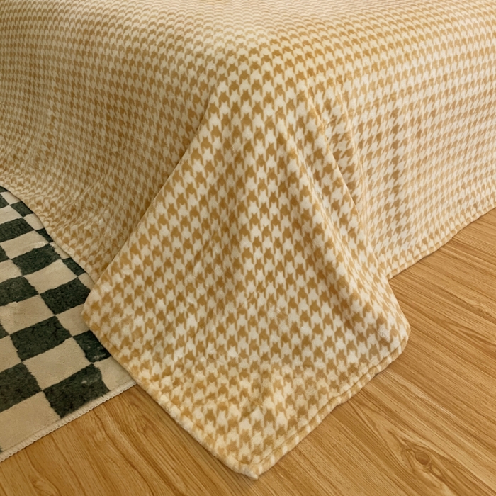 91家纺网 家纺一手货源 找家纺 千朵2021新款韩版法莱绒加厚牛奶绒四件套 米驼咖