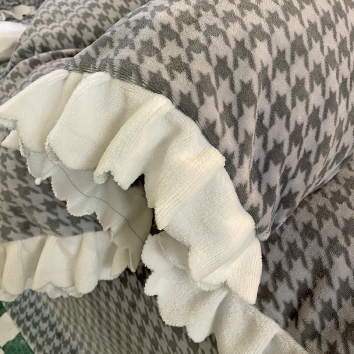 91家纺网 家纺一手货源 找家纺 千朵2021新款韩版法莱绒加厚牛奶绒四件套 绅士灰