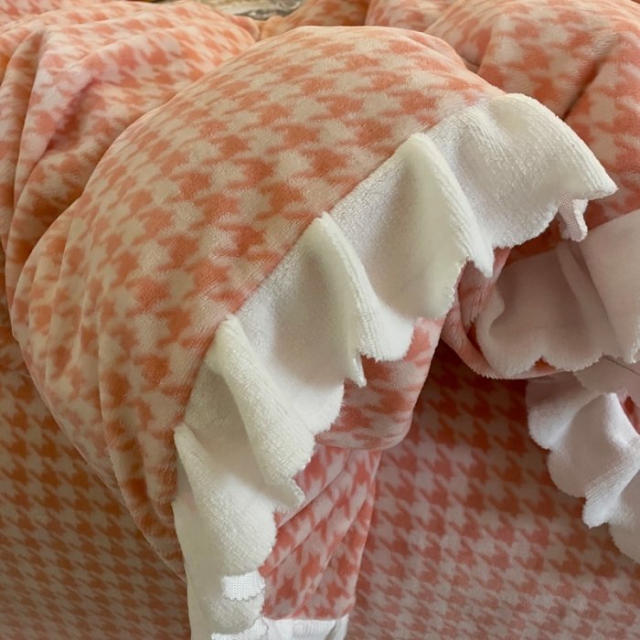 91家纺网 家纺一手货源 找家纺 千朵2021新款韩版法莱绒加厚牛奶绒四件套 樱花粉