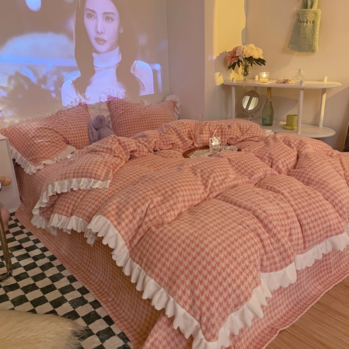 91家纺网 家纺一手货源 找家纺 千朵2021新款韩版法莱绒加厚牛奶绒四件套 樱花粉