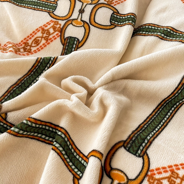 91家纺网 家纺一手货源 找家纺 优彩  2021新款200克高克重印花牛奶绒四件套 巴黎